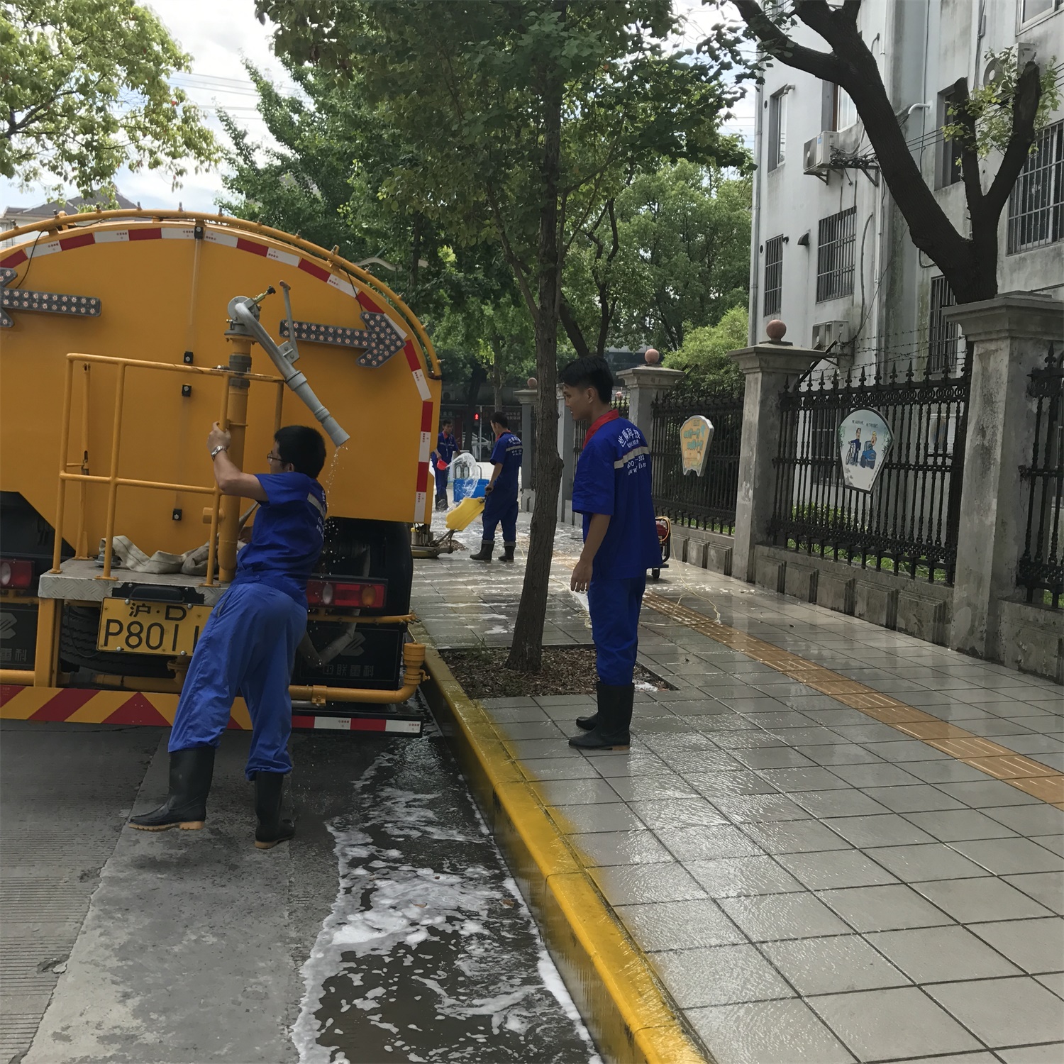 上海市松江区市政道路安全养护防滑工程