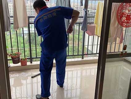 游乐场地面防滑